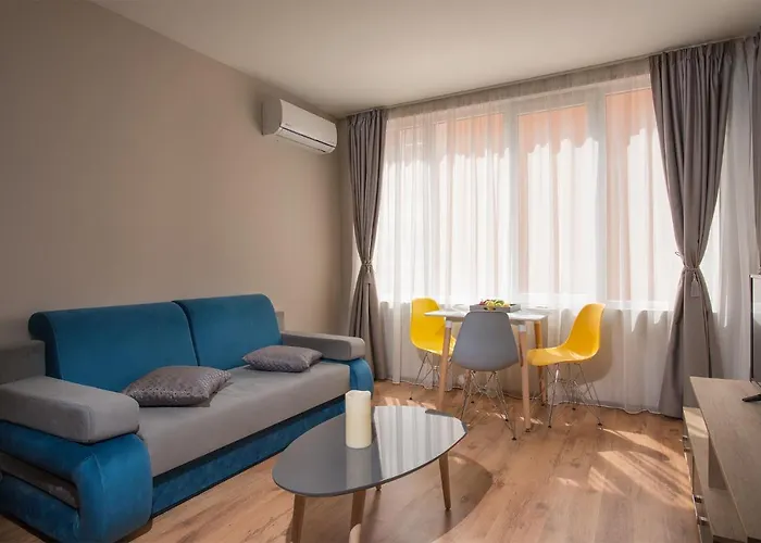 Flower Street Hotel Nesebăr